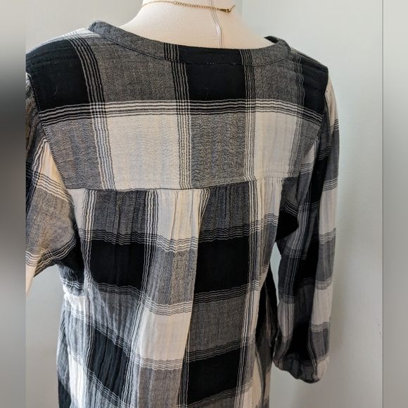 Old Navy Black and White Plaid Dress - Picture 6 of 8